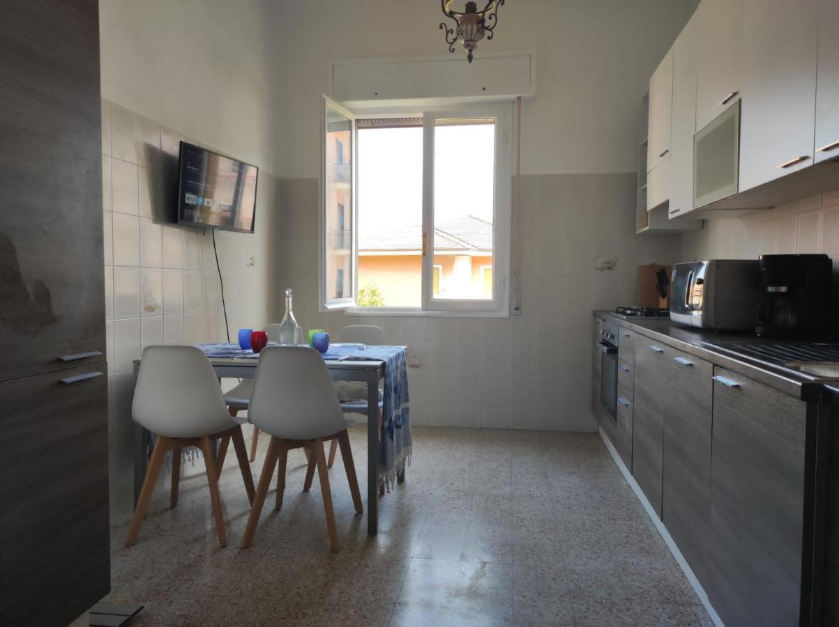 Appartamento Vicino Al Mare Con Parcheggio Riva Ligure Eksteriør billede